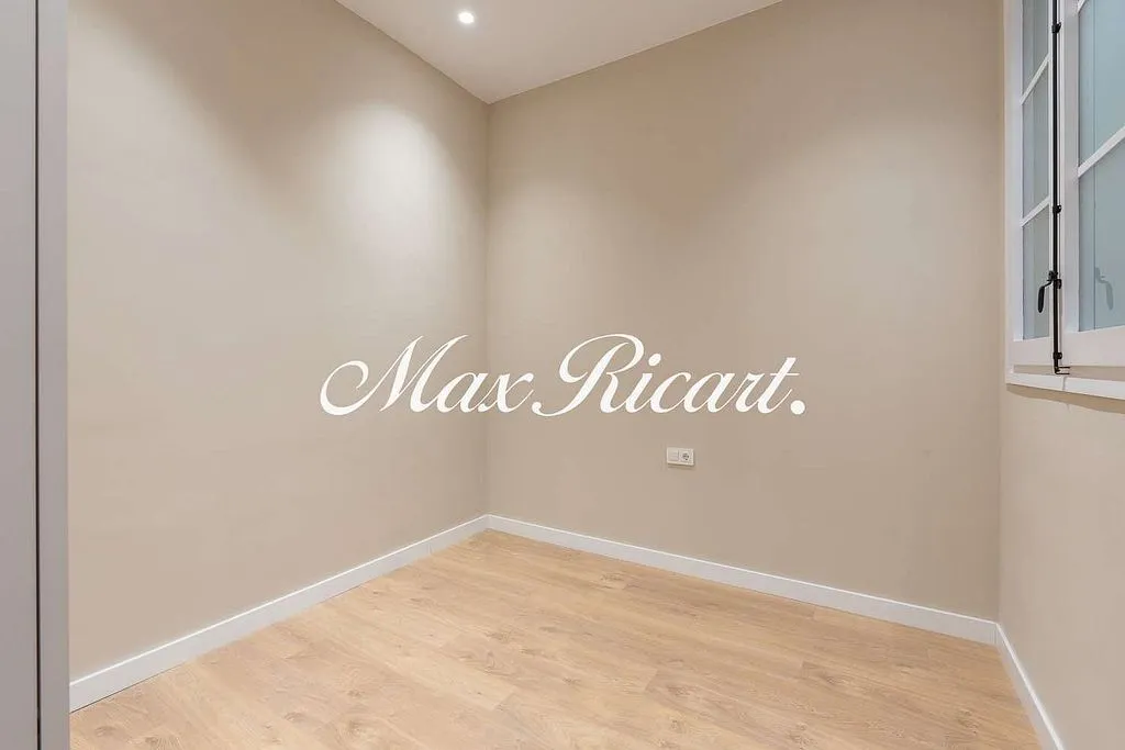 Pièces - Apartment with Balcony in La Dreta de l'Eixample