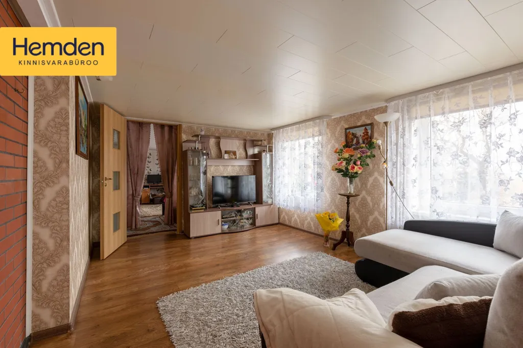 Living Room - Renovated House with Lake View in Kasepää