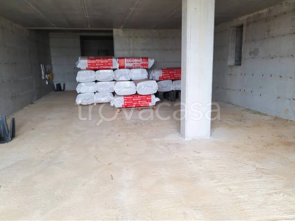 Garage - New Villa with Solarium in Castiglione del Lago