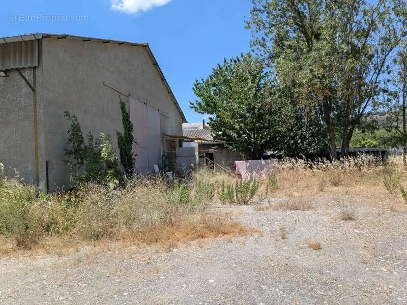 Aed - Warehouse with Offices in Flassian Industrial Zone