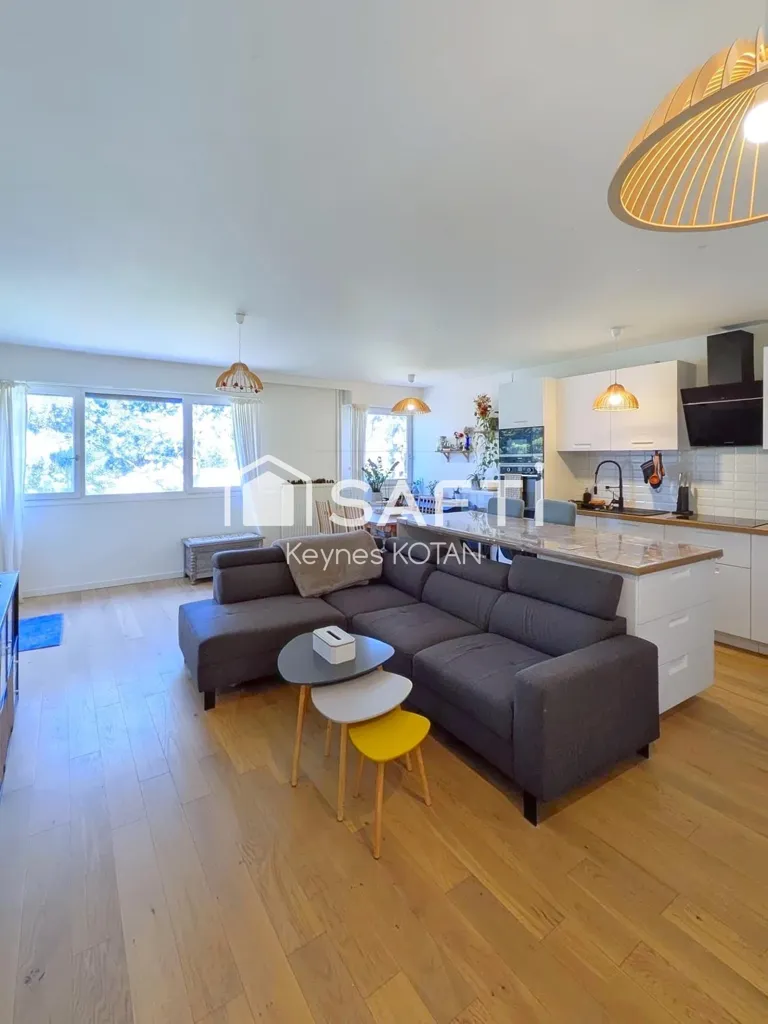 Elutuba - Refurbished Apartment with Balcony in Le Plessis-Bouchard