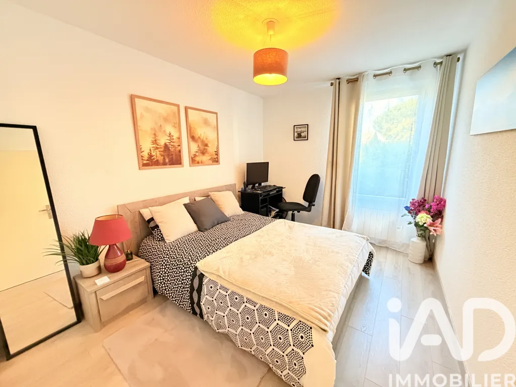 Magamistoad - 3-Bed Apartment with Balcony in Bruguières