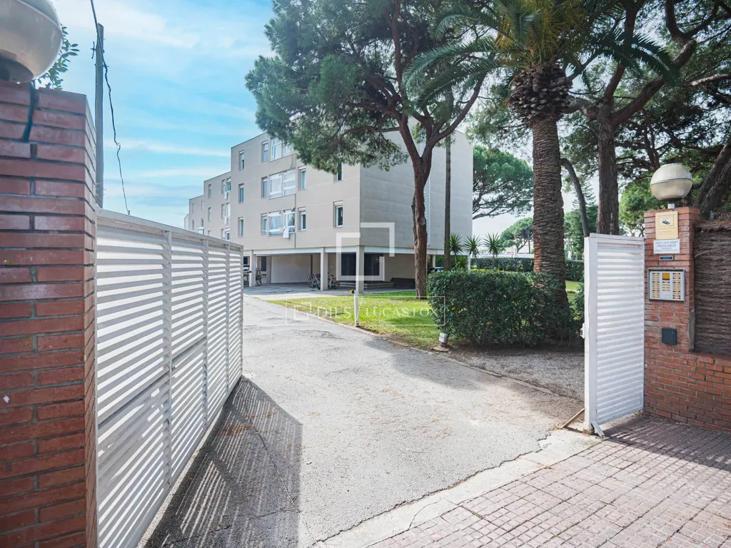 Välivaade - Luxury Flat with Pool in Gavà Mar
