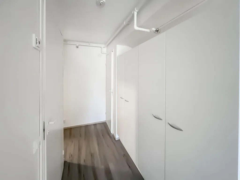 Toad - Attic Studio with French Balcony in Nekala