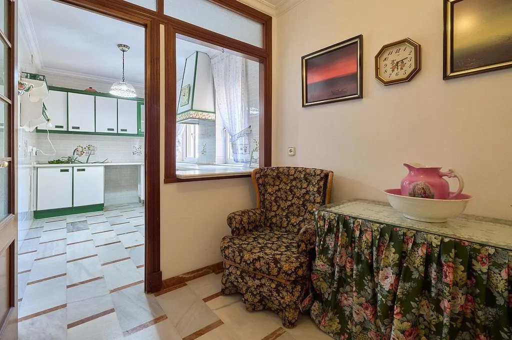 Esik - Apartment with Terrace in Pio XII, Jerez