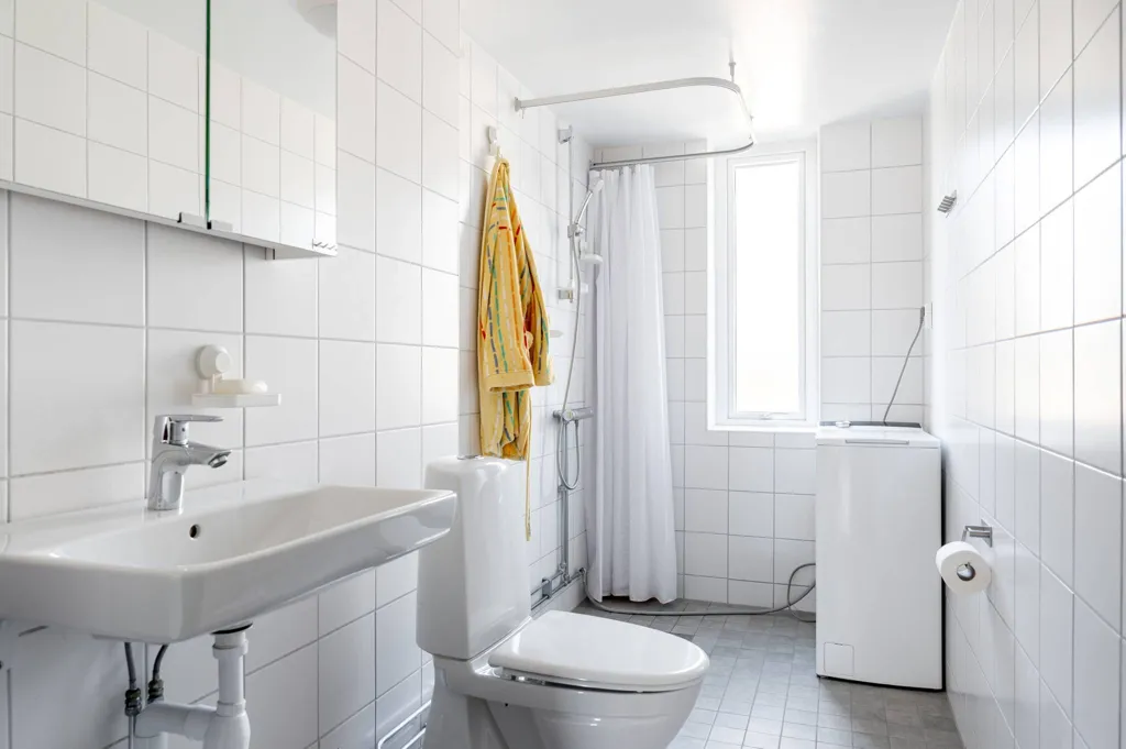 Salles de bain - Modern Flat with Balcony in Helsingborg