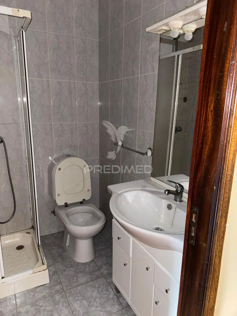 Bathrooms - Apartment with 200m² Terrace in Fafe Centre