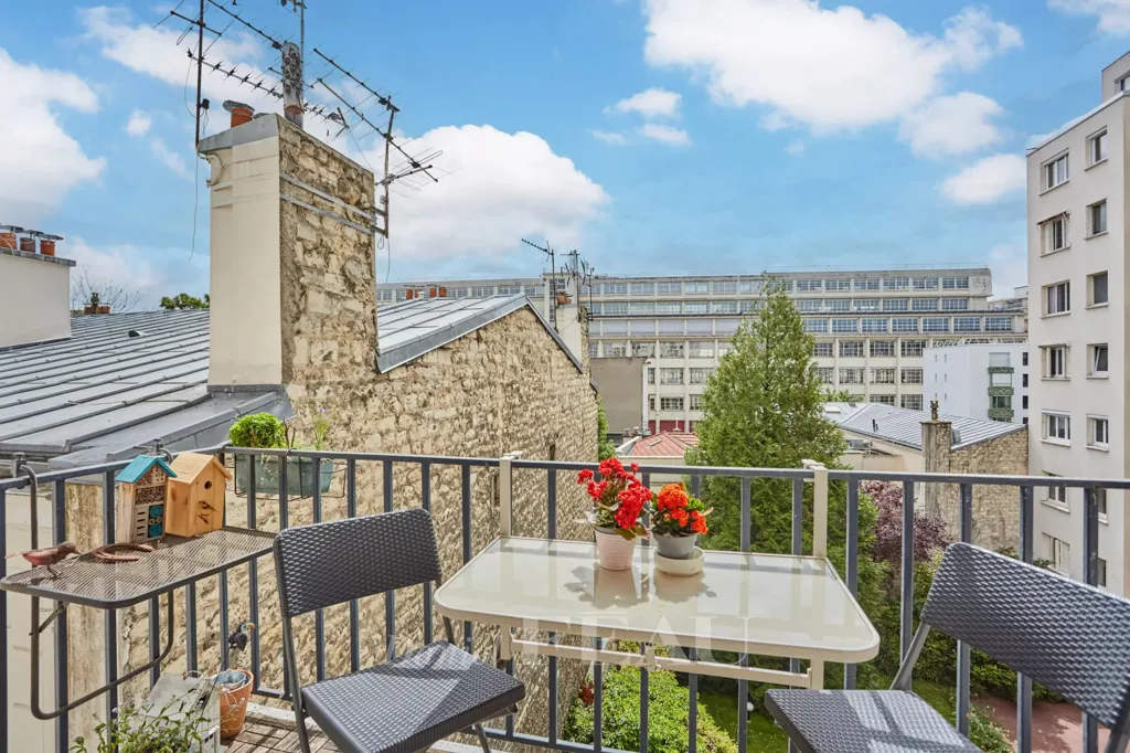 Rõdu - Balcony Flat in Paris XVe