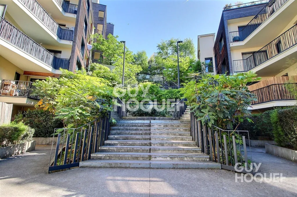 Aed - Apartment with Balcony-Terrace in Chaville Centre
