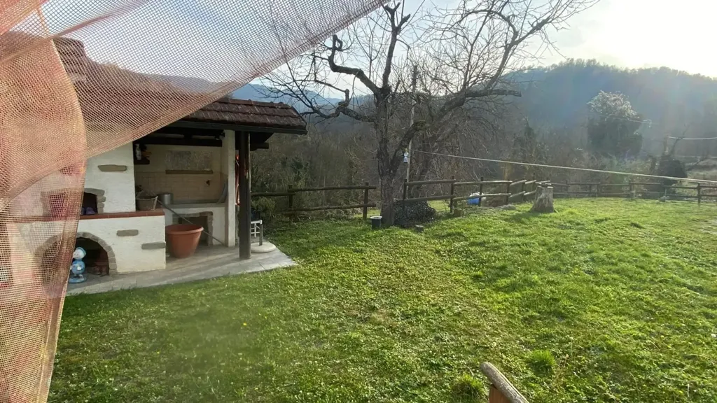 Jardin - Rustic House with Workshop in Ponzone
