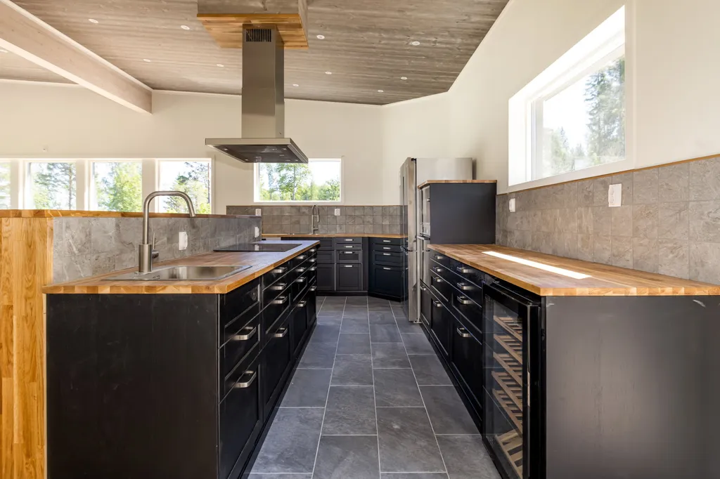 Cucina - Modern Villa with Lake View in Vanbo