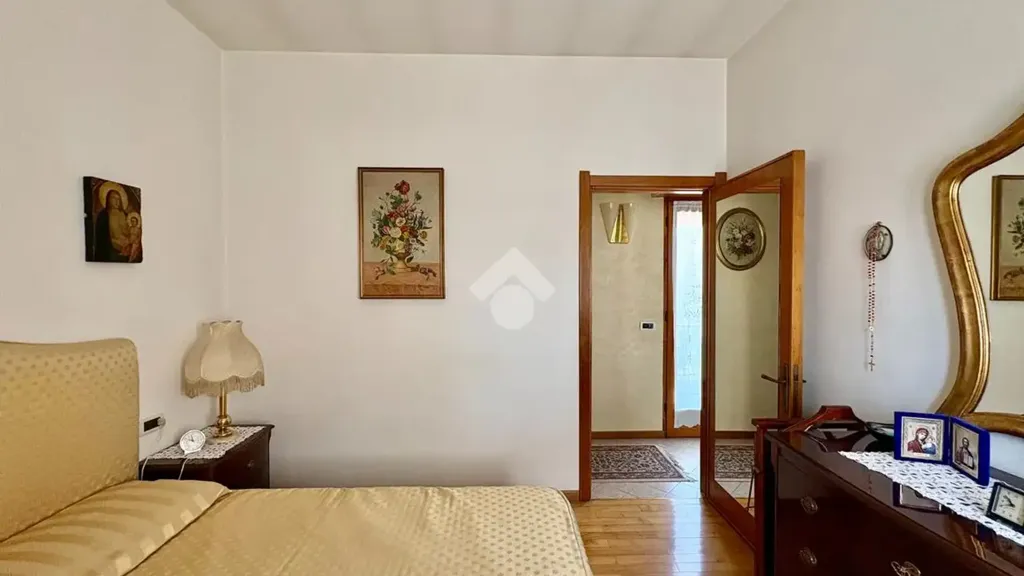 Chambres - Central Bifamily Villa with Terrace in Adro