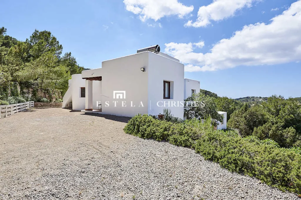 Extérieur - Contemporary Villa with Pool in Es Cubells