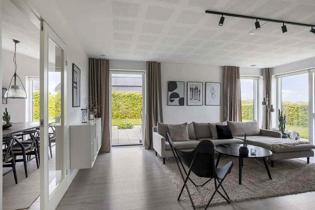Séjour - Modern Villa with Terraced Garden in Struer