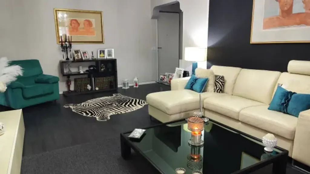 Elutuba - Rearranged Apartment with Balcony in Messina