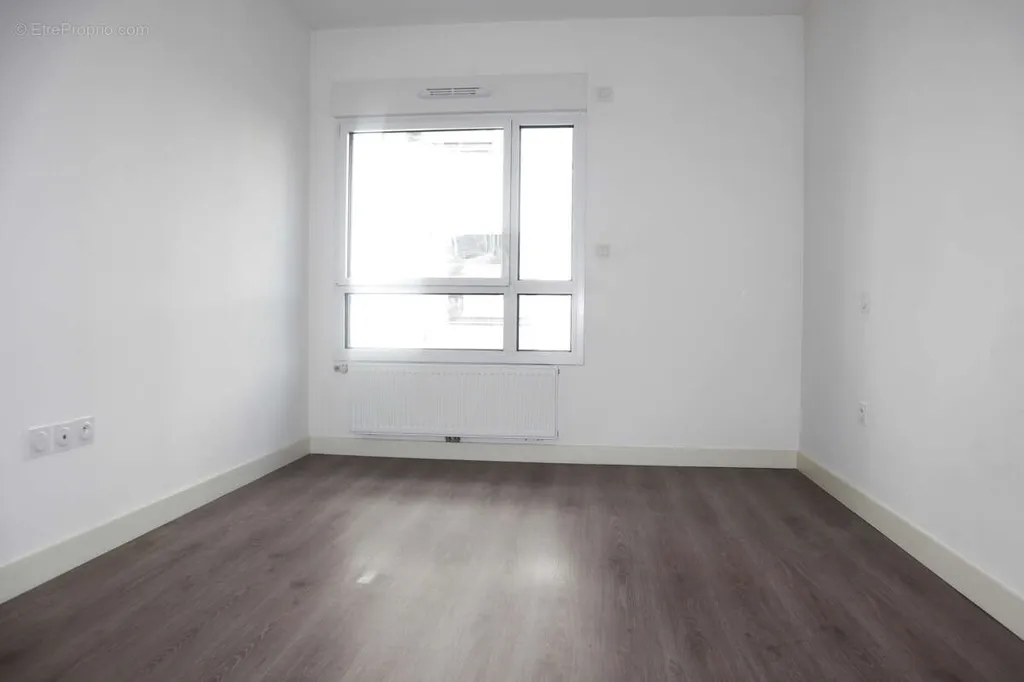 Pièces - Appartement T3 avec Loggia au Bouscat Centre