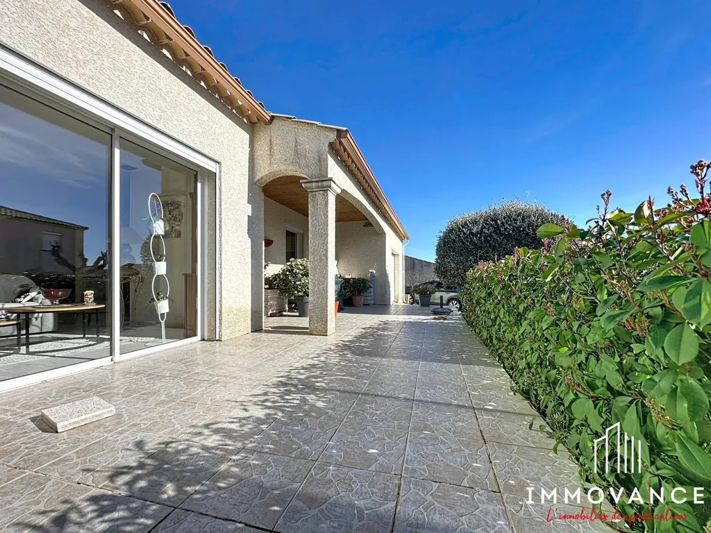Terrazza - Semi-detached Villa with Pool in Quiet Area