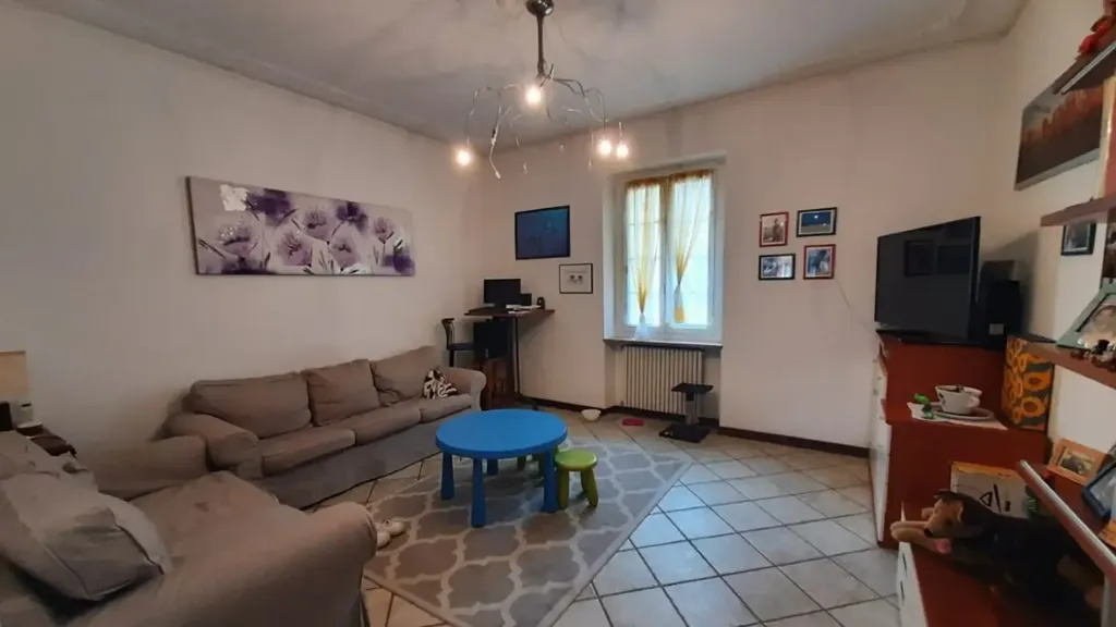 Séjour - Fully Rented Apartment with Balcony in Ovada Centre