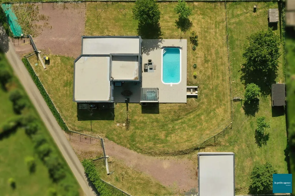 Maison 6 pièces à Curcy-Sur-Orne