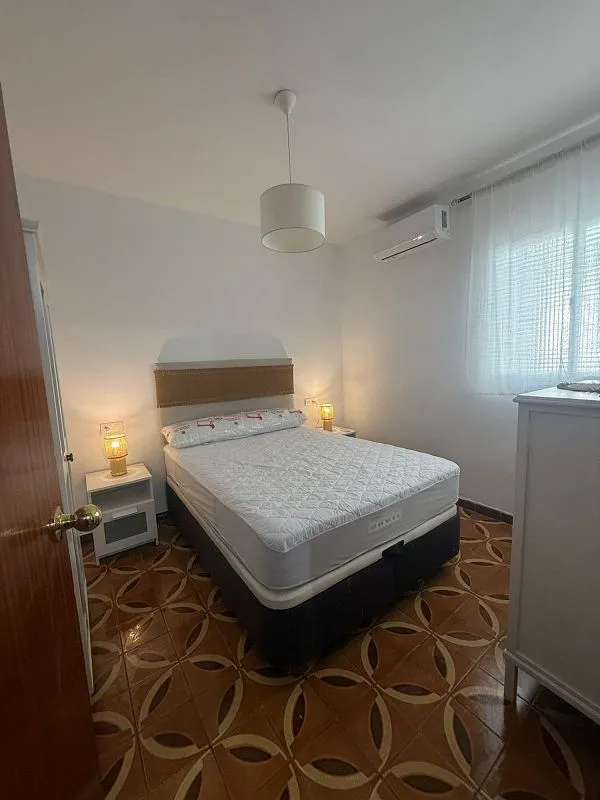 Chambres - Furnished Flat with Air Conditioning in Huétor Tájar