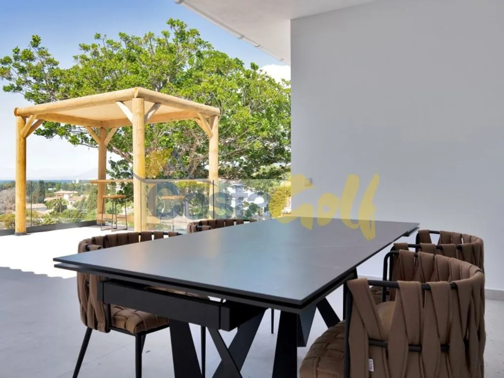 Terrasse - Luxury Villa with Pool in Elviria, Marbella