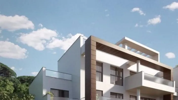 Apartment with Large Terrace in Benahavís