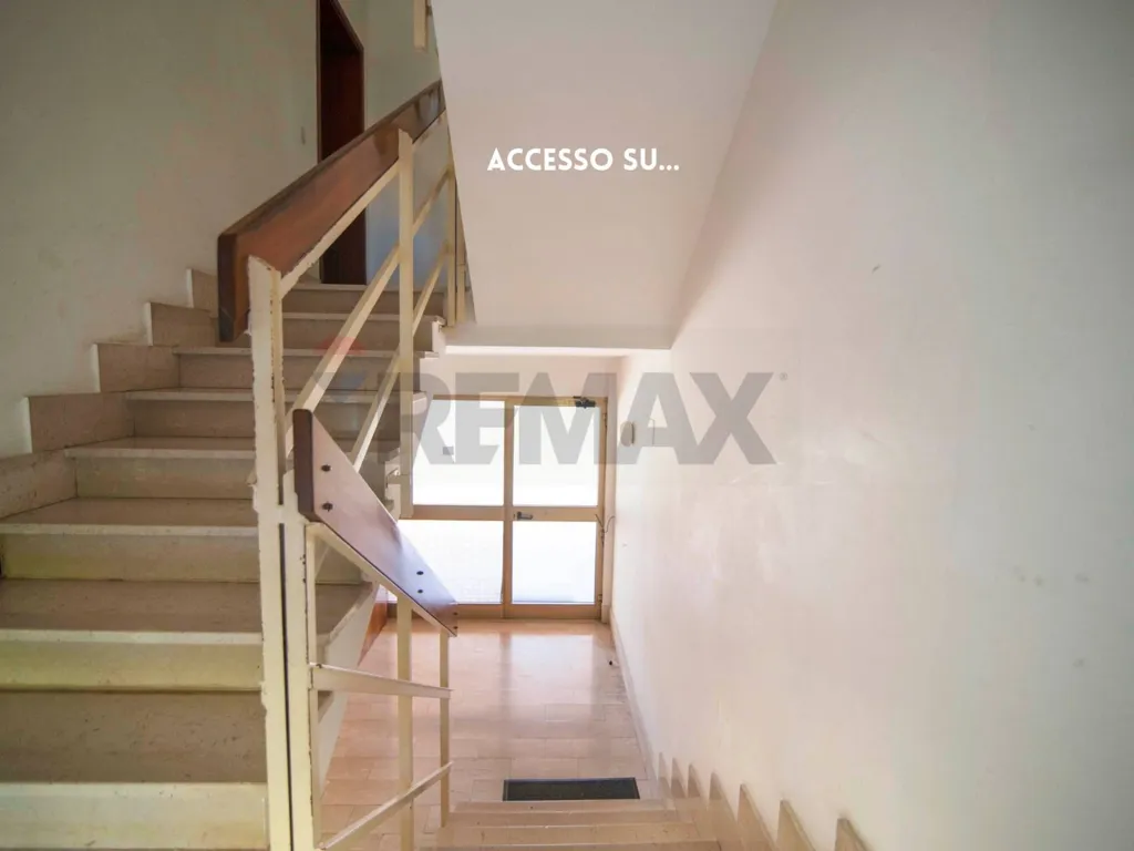 Pièces - Three-Bedroom Apartment with Terraces in Roccastrada