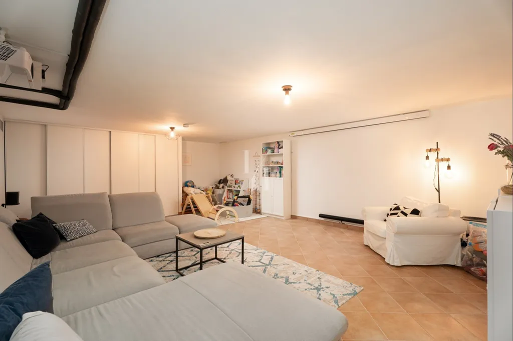 Elutuba - 3+1 Bedroom House with Pool in Vilamoura