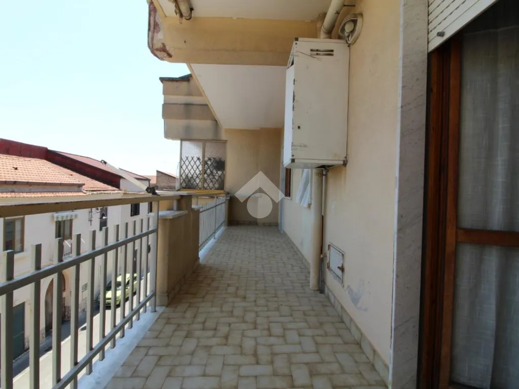 3-room apartment in IT