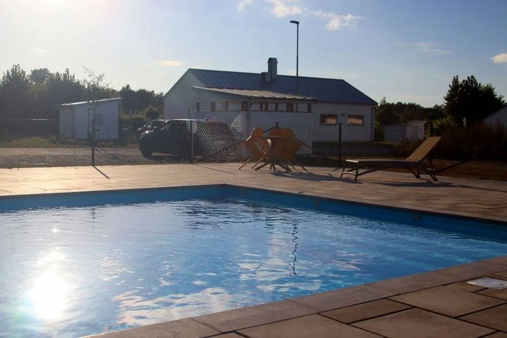 Piscine - Time-Shared Apartment with Pool in Österlen