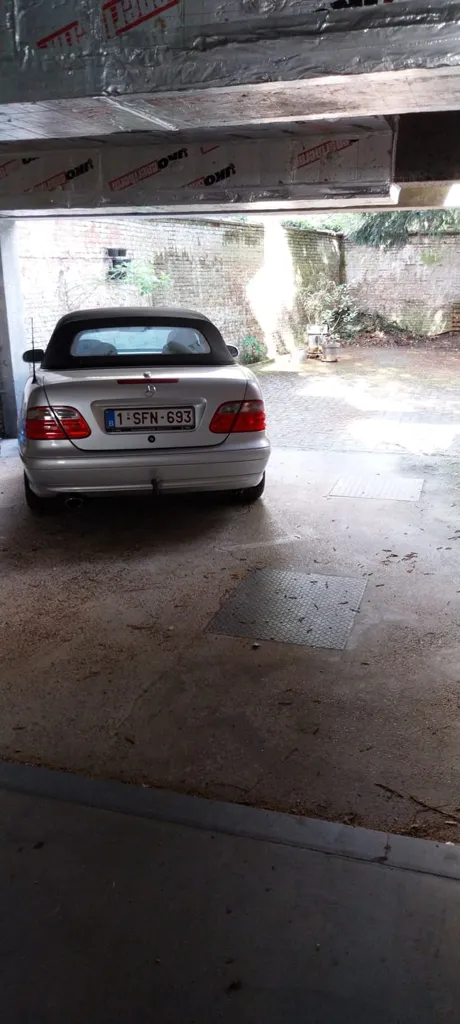 Garage - Appartement avec Terrasse au Albertpark à Anvers