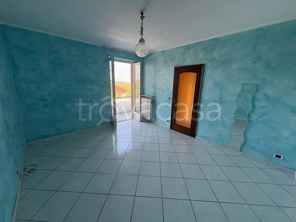 Pièces - Bifamiliar Villa with Commercial Space in Fossano