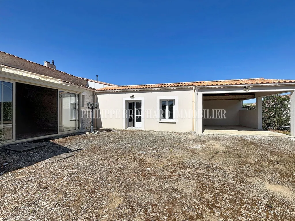 Esterno - Charming Stone House with Garden in Péault