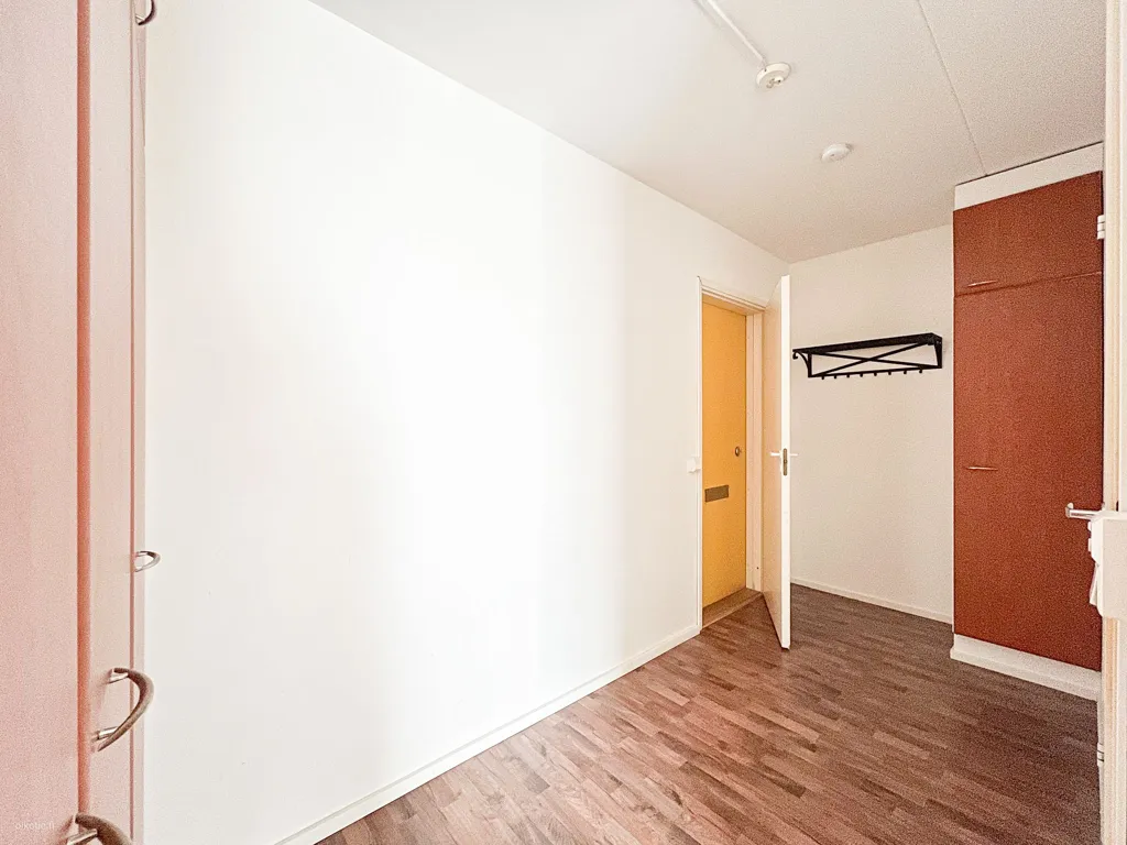 Esik - Flat with Sleeping Alcove in Lauste