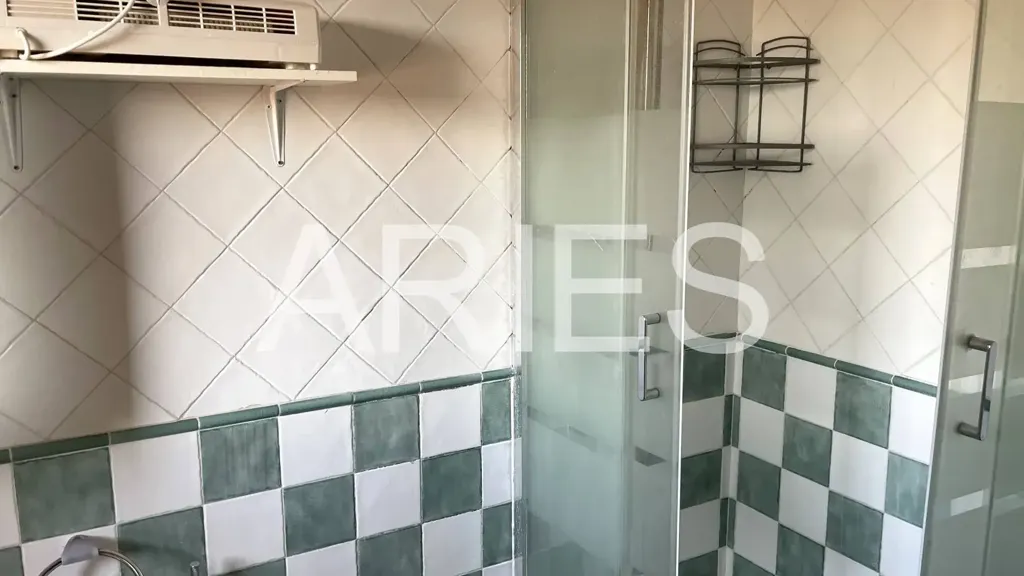 Vannitoad - Triplex with Balcony in Ardea, Largo Roma