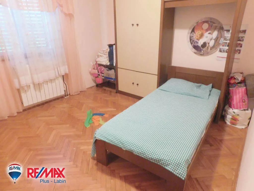 Bedrooms - House with Sea View in Labin