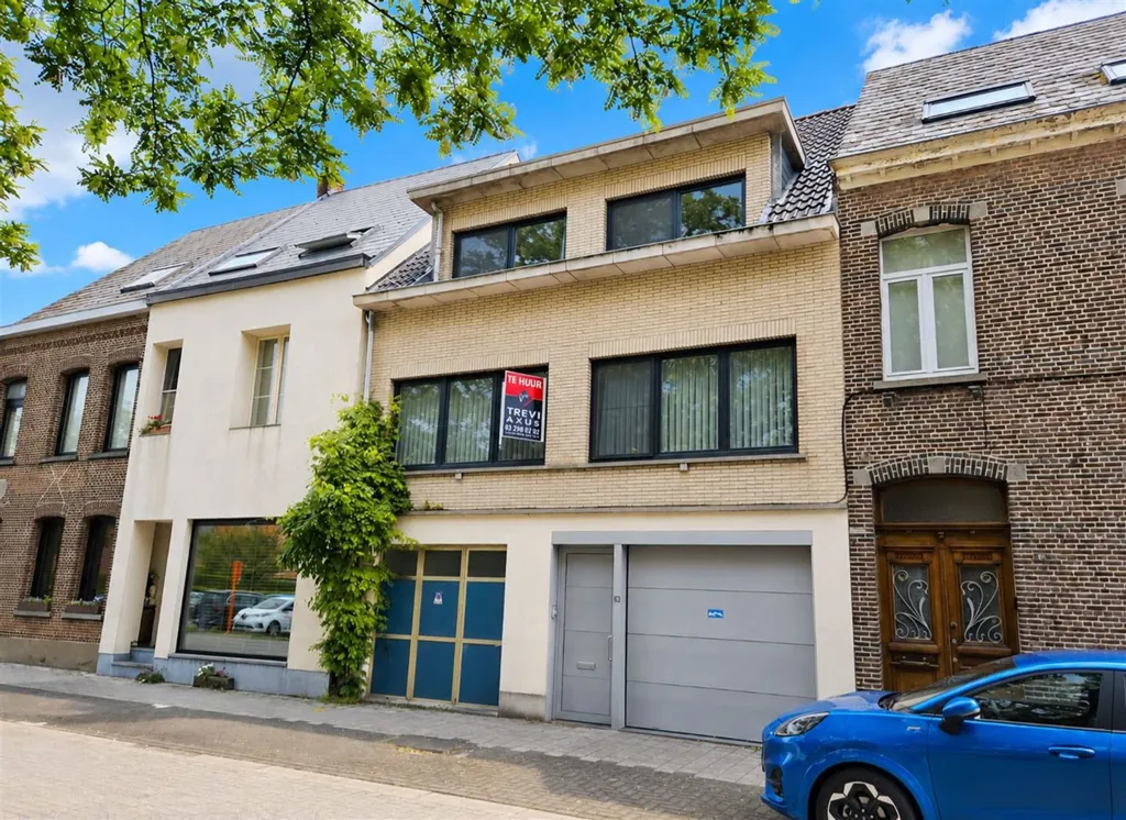 Välivaade - Well-Maintained Apartment with Garage near Centre