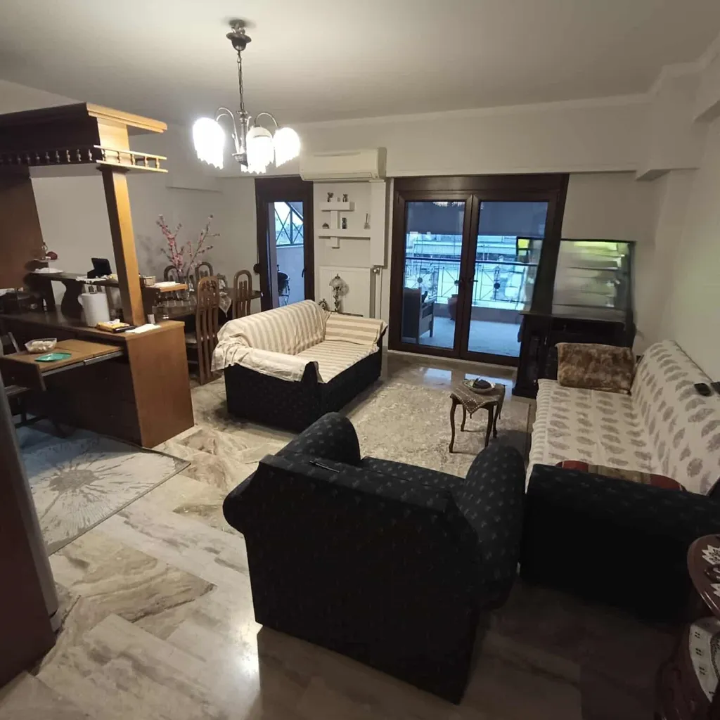 Elutuba - Flat with Panoramic View in Thessaloniki