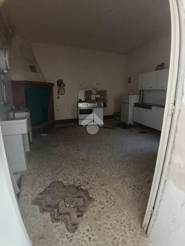 Köök - Rustic House with Courtyard in Cassano delle Murge