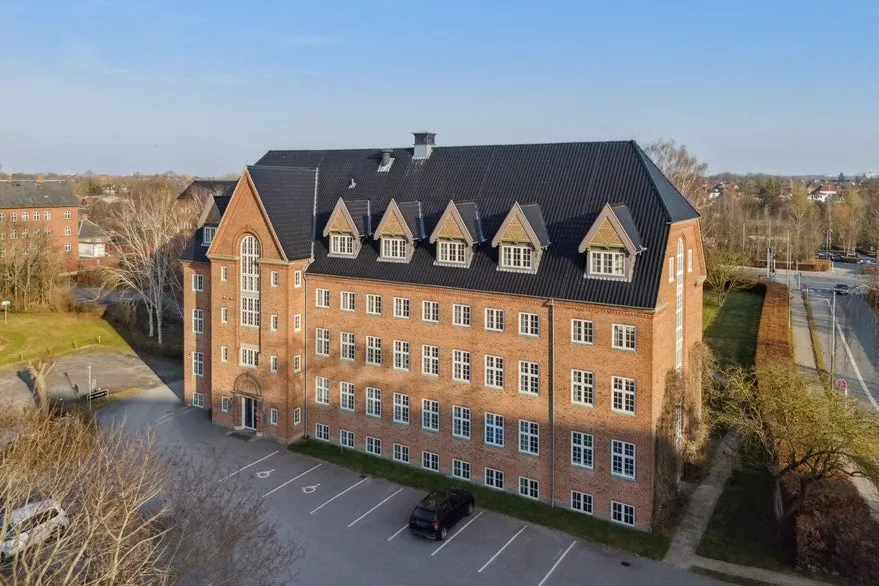 Õhuvaade - Historic Office Building with Elevator in Odense