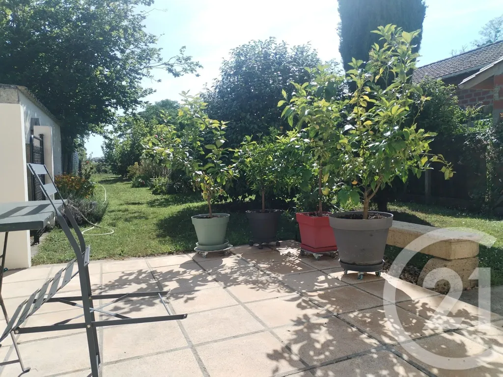 Jardin - Maison de Ville avec Terrasse à Cérons
