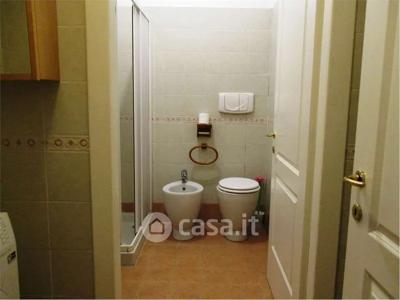 Salles de bain - Fully Furnished Flat with Balcony in Milan