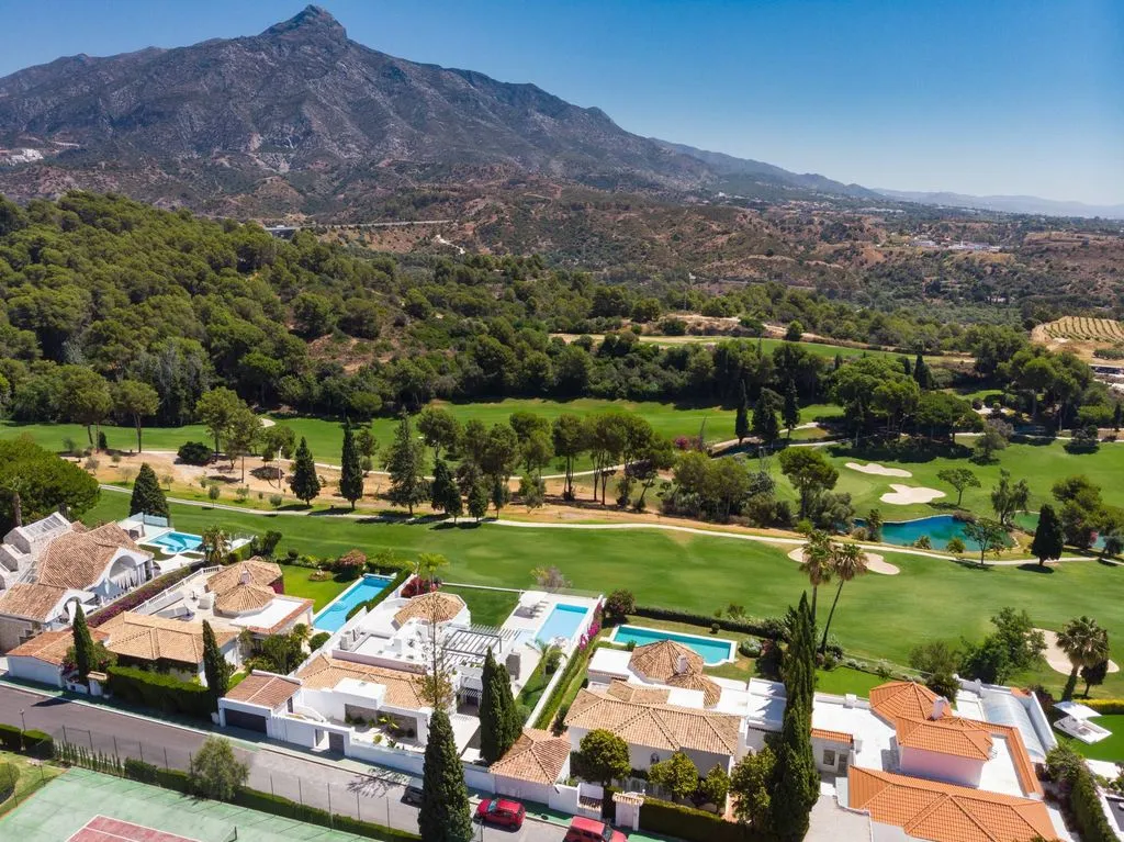 Garden - Luxury Villa with Pool in Marbella