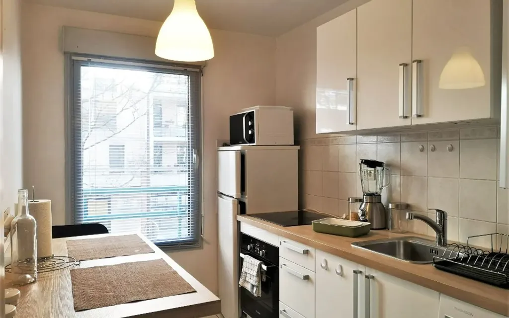 Cuisine - Appartement en rez-de-digue avec parking à Toulouse