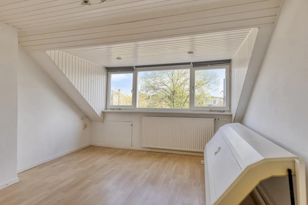 Pièces - Corner House with Garden in 's-Hertogenbosch