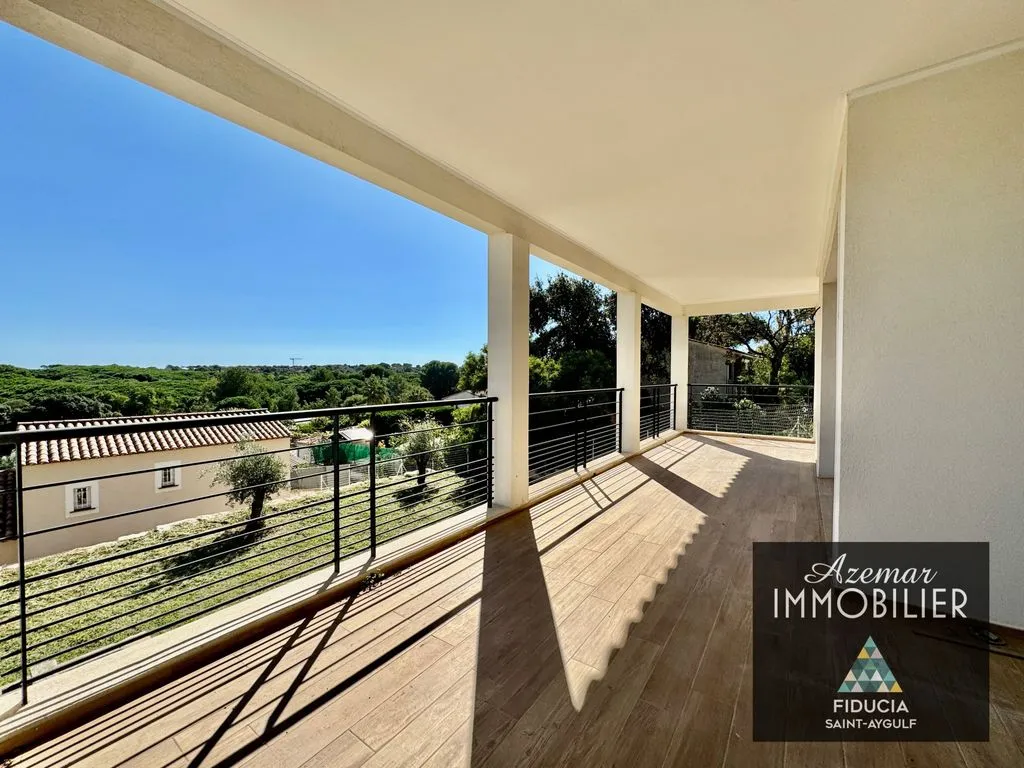 Balcon - Villa Nouvelle avec Vue Mer à Saint-Aygulf