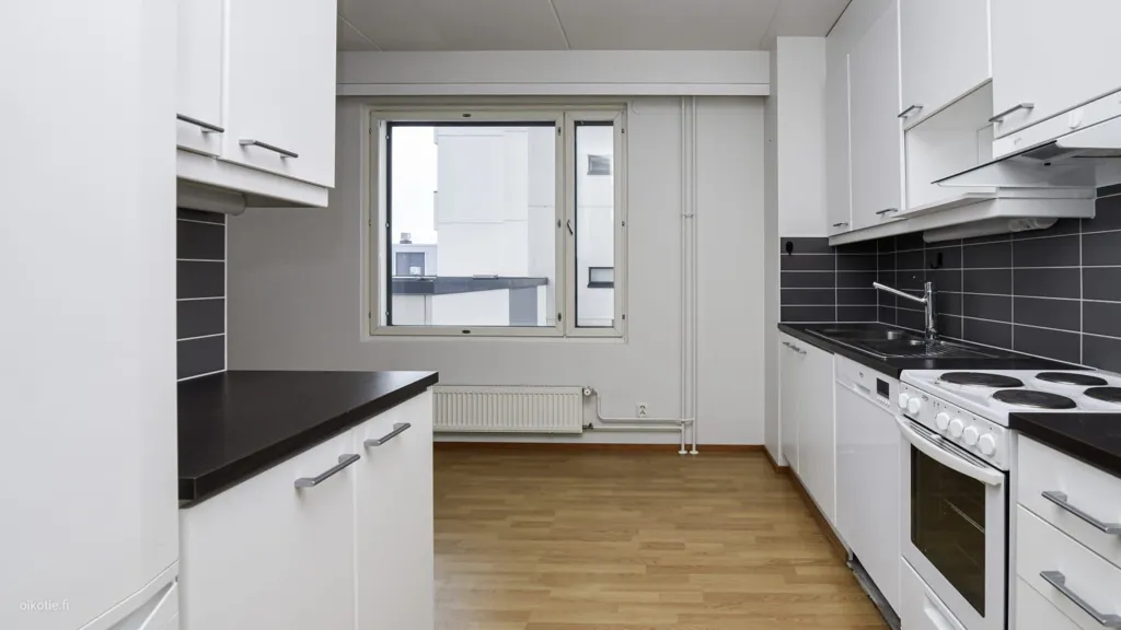 Cuisine - Spacious Duplex with Sauna in Leppävaara, Espoo