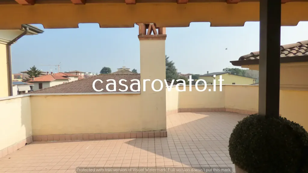 Terrass - Triplex Attic with Terrace in Rovato