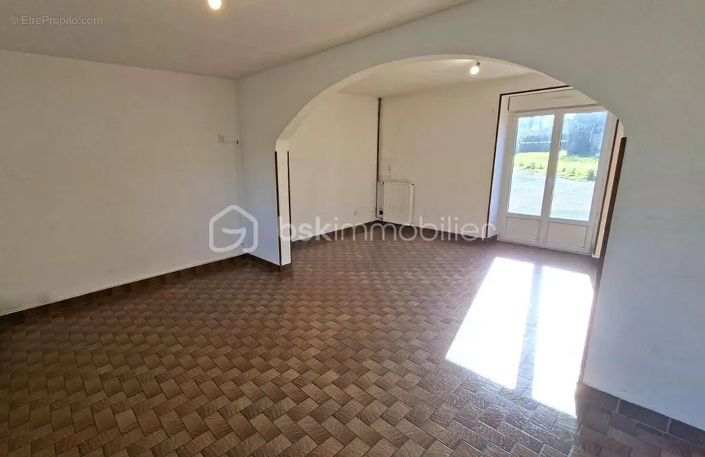 Séjour - Longère en Pierre avec Garage entre Saint-Sever et Vire