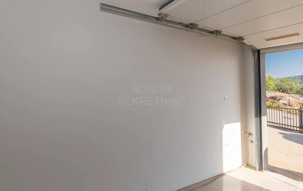 Garaaž - Luxury Apartment with Sea View in Primošten